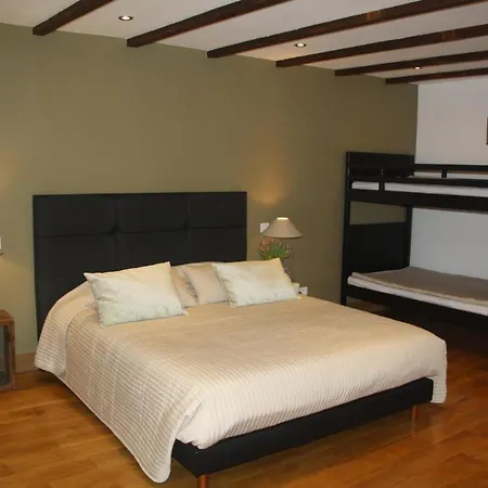 Une Vie En Quercy Bed and breakfast *